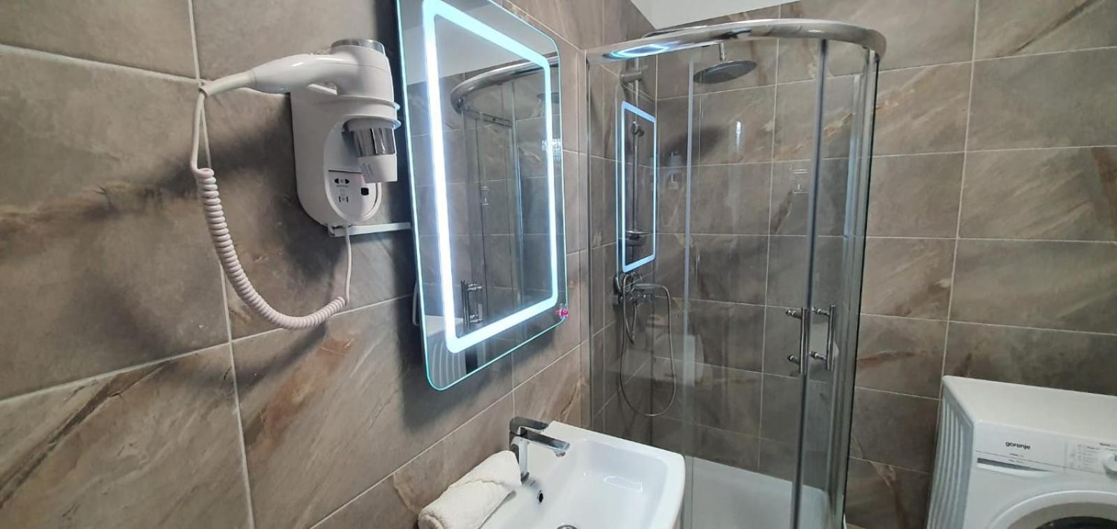 Alezzi Resort Luxury Apartament Prima Linie La Mare ナボダリ エクステリア 写真