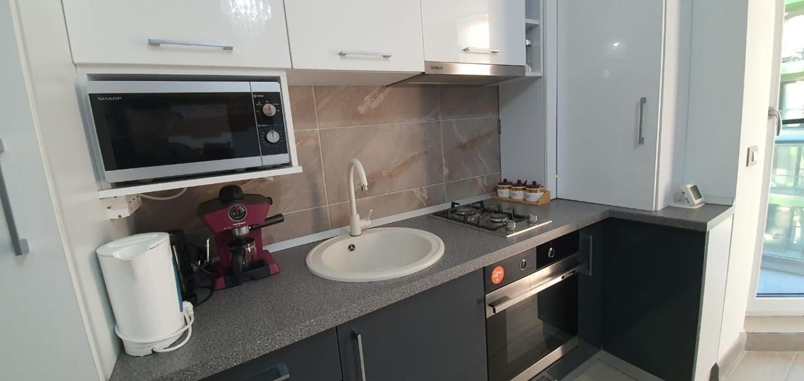 Alezzi Resort Luxury Apartament Prima Linie La Mare ナボダリ エクステリア 写真