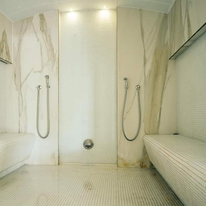 Alezzi Resort Luxury Apartament Prima Linie La Mare ナボダリ エクステリア 写真